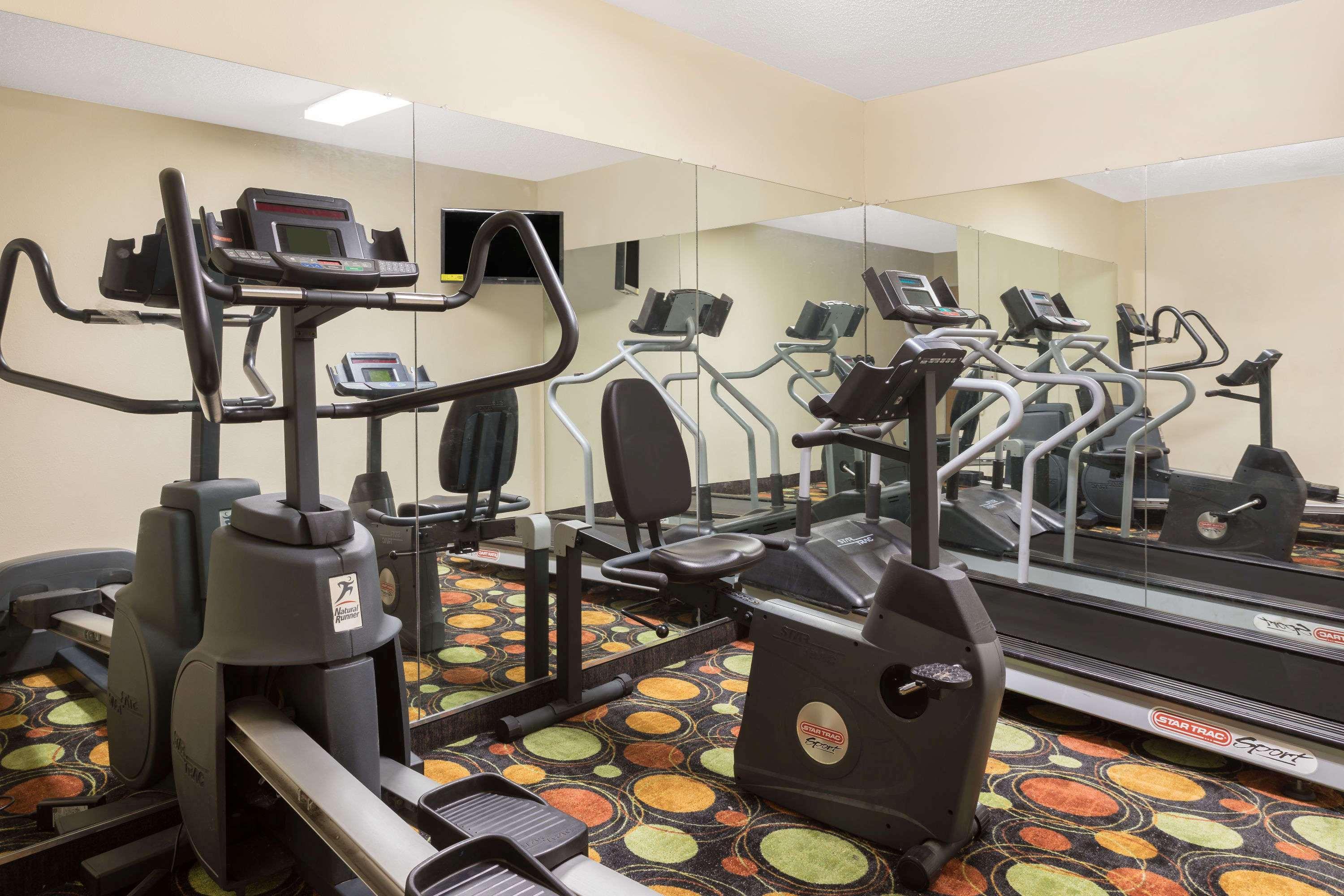 במוטל Super 8 By Wyndham Duson Lafayette West Area מראה חיצוני תמונה