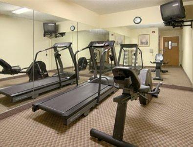 במוטל Super 8 By Wyndham Duson Lafayette West Area מתקנים תמונה
