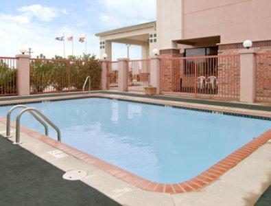 במוטל Super 8 By Wyndham Duson Lafayette West Area מתקנים תמונה