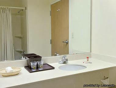 במוטל Super 8 By Wyndham Duson Lafayette West Area מראה חיצוני תמונה